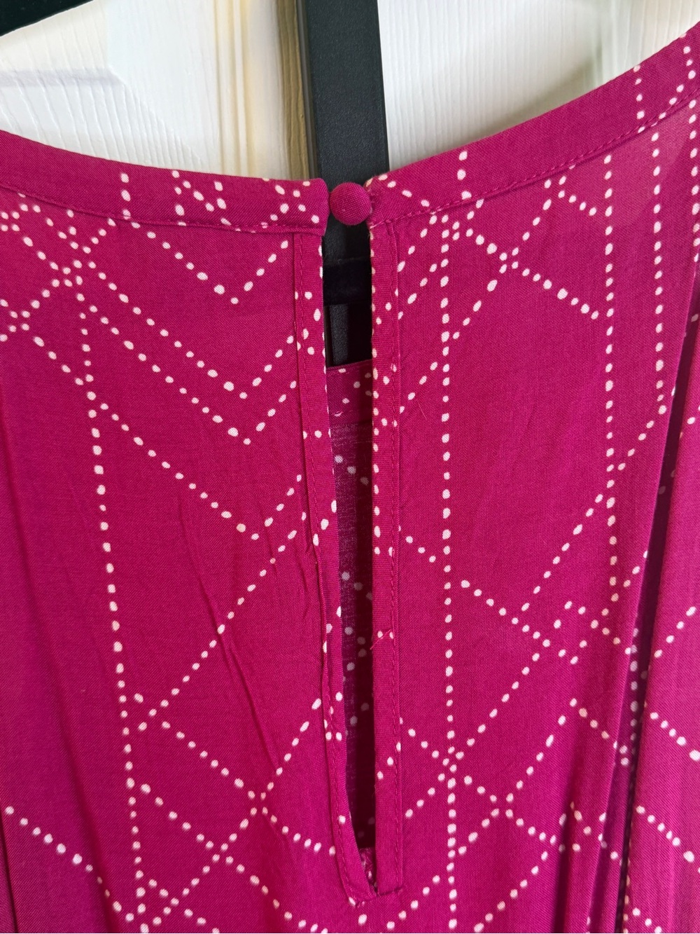 Torrid Hot Pink Sleeveless High-Low Dress, size 00 - Picture 7 of 8